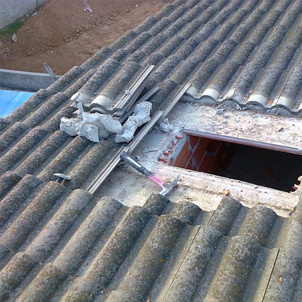 Acceso a cubierta por exterior para insufladod de celulosa