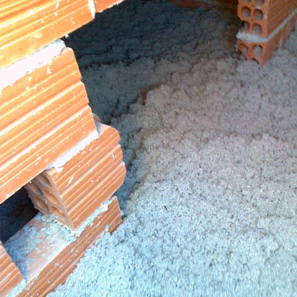 Proceso de aislamiento térmico por cubierta